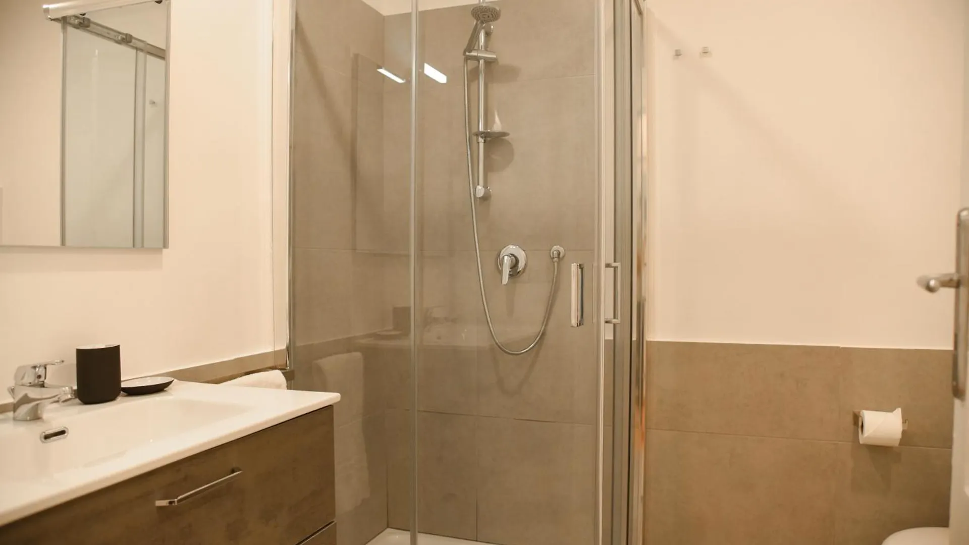Downtown Umberto 74 Apartment Naples